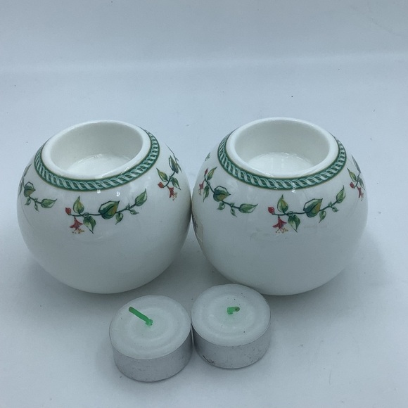 Two Kensington Palace Globe Tea Lights - Picture 6 of 11